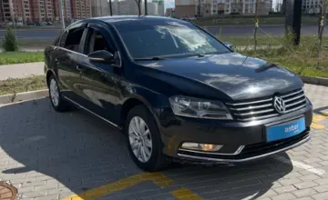 Volkswagen Passat 2014 года за 6 000 000 тг. в Астана фото 3