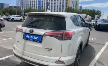 Toyota RAV4 2016 года за 8 000 000 тг. в Шымкент