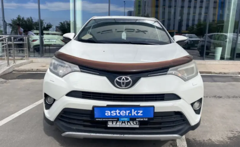 Toyota RAV4 2016 года за 8 000 000 тг. в Шымкент фото 2