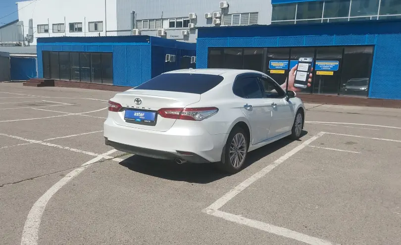 Toyota Camry 2018 года за 12 000 000 тг. в Алматы фото 3