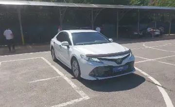 Toyota Camry 2018 года за 12 000 000 тг. в Алматы фото 2
