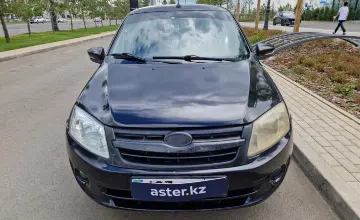 LADA (ВАЗ) Granta 2015 года за 2 000 000 тг. в Астана фото 2