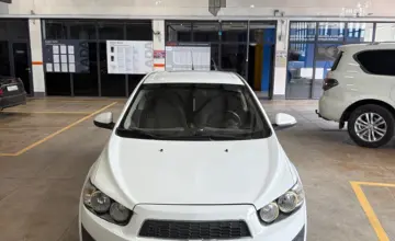 Chevrolet Aveo 2014 года за 3 500 000 тг. в Караганда фото 2