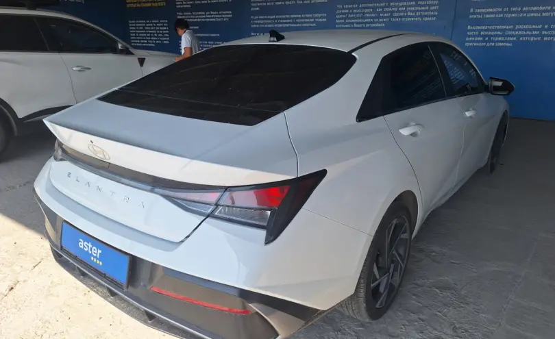 Hyundai Elantra 2024 года за 8 000 000 тг. в Алматы фото 5