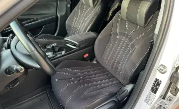 Hyundai Elantra 2021 года за 8 200 000 тг. в Астана