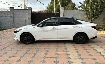 Hyundai Elantra 2021 года за 8 200 000 тг. в Астана фото 3