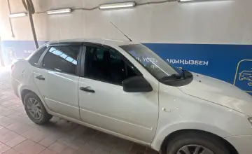 LADA (ВАЗ) Granta 2018 года за 3 500 000 тг. в Астана фото 4