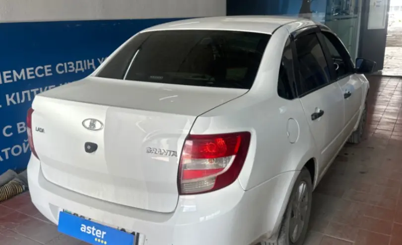 LADA (ВАЗ) Granta 2018 года за 3 500 000 тг. в Астана фото 5