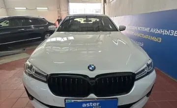 BMW 5 серии 2021 года за 21 000 000 тг. в Астана фото 2
