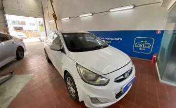Hyundai Accent 2014 года за 3 500 000 тг. в Астана фото 3