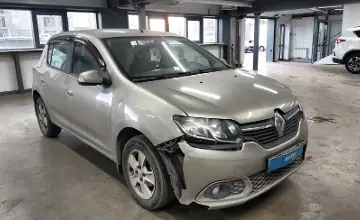 Renault Sandero 2018 года за 4 100 000 тг. в Астана фото 2