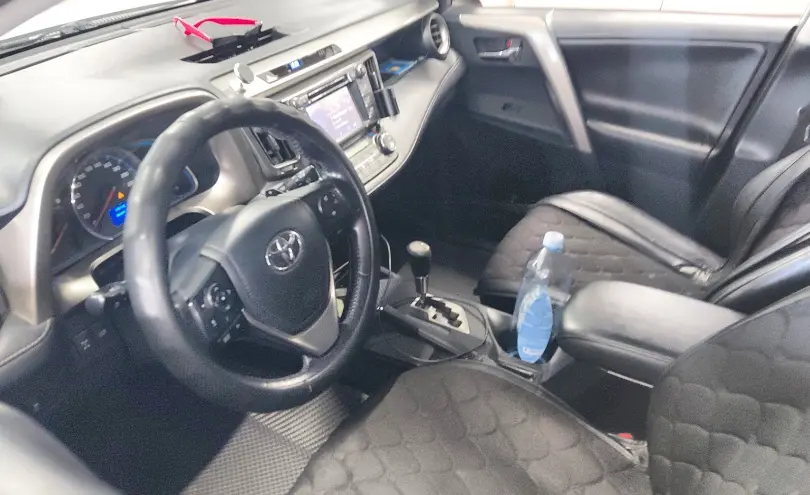 Toyota RAV4 2013 года за 9 500 000 тг. в Астана фото 4