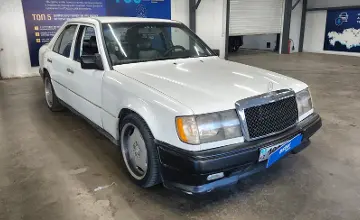 Mercedes-Benz W124 1986 года за 1 600 000 тг. в Астана фото 2