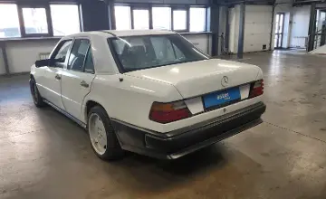 Mercedes-Benz W124 1986 года за 1 600 000 тг. в Астана фото 4