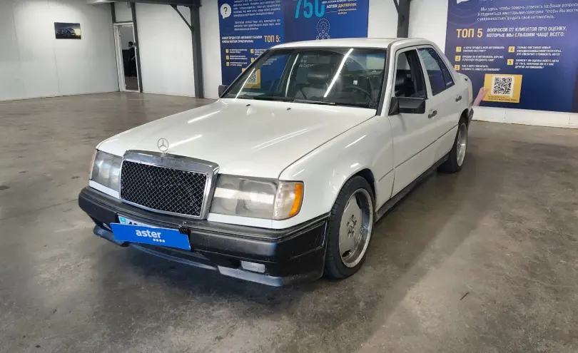 Mercedes-Benz W124 1986 года за 1 600 000 тг. в Астана