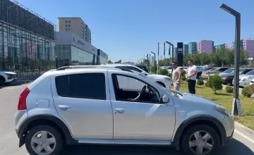 Renault Sandero 2014 года за 3 000 000 тг. в Шымкент фото 4
