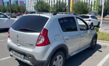 Renault Sandero 2014 года за 3 000 000 тг. в Шымкент