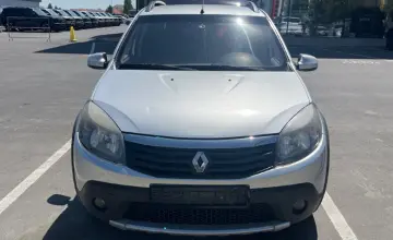 Renault Sandero 2014 года за 3 000 000 тг. в Шымкент фото 2