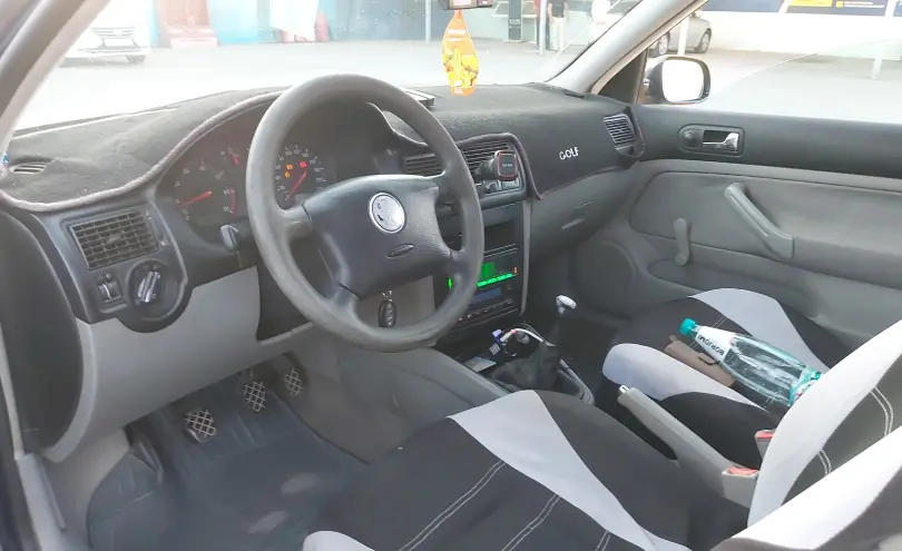 Volkswagen Golf 1999 года за 1 900 000 тг. в Туркестанская область фото 5