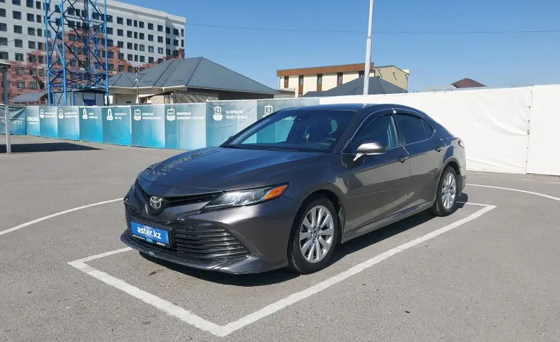 Toyota Camry 2019 года за 10 500 000 тг. в Шымкент