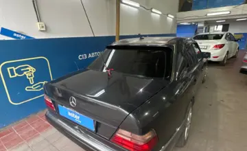 Mercedes-Benz E-Класс 1992 года за 1 000 000 тг. в Астана