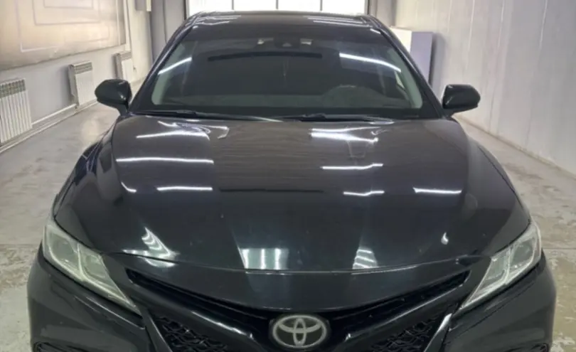 Toyota Camry 2017 года за 9 000 000 тг. в Павлодар фото 2