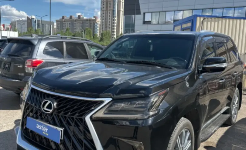 Lexus LX 2016 года за 39 000 000 тг. в Астана
