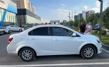 Chevrolet Aveo 2018 года за 4 000 000 тг. в Шымкент фото 4