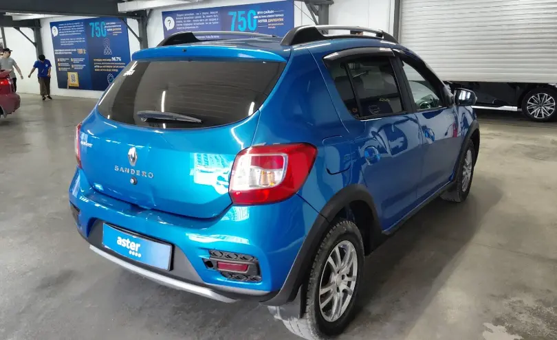 Renault Sandero 2015 года за 3 500 000 тг. в Астана фото 3
