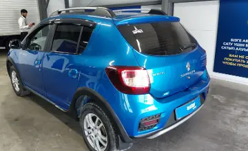 Renault Sandero 2015 года за 3 500 000 тг. в Астана фото 4