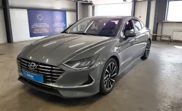Hyundai Sonata 2019 года за 10 000 000 тг. в Астана фото 1
