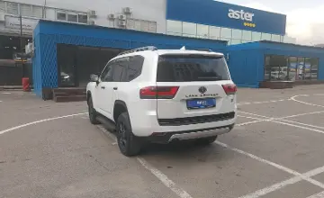 Toyota Land Cruiser 2022 года за 45 000 000 тг. в Алматы фото 4