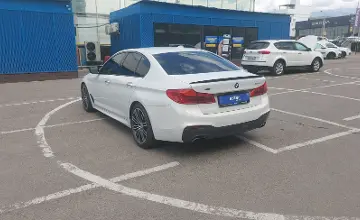BMW 5 серии 2018 года за 22 000 000 тг. в Алматы фото 4