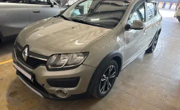 Renault Sandero 2018 года за 4 500 000 тг. в Караганда фото 1