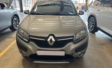 Renault Sandero 2018 года за 4 500 000 тг. в Караганда фото 2