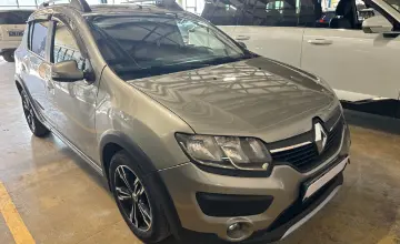 Renault Sandero 2018 года за 4 500 000 тг. в Караганда фото 3