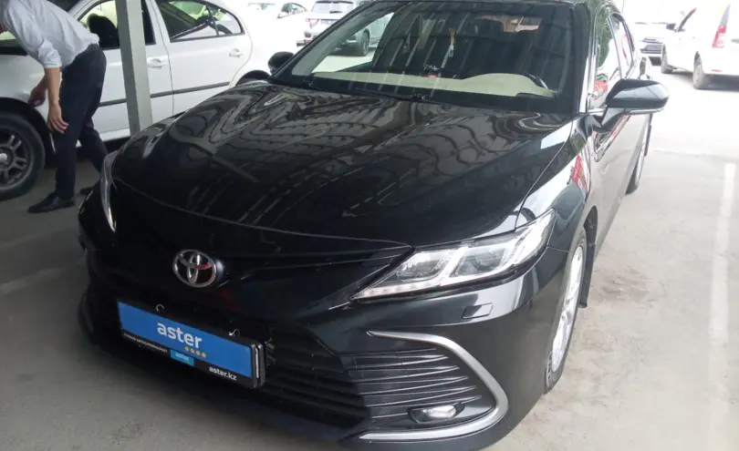 Toyota Camry 2021 года за 12 750 000 тг. в Алматы
