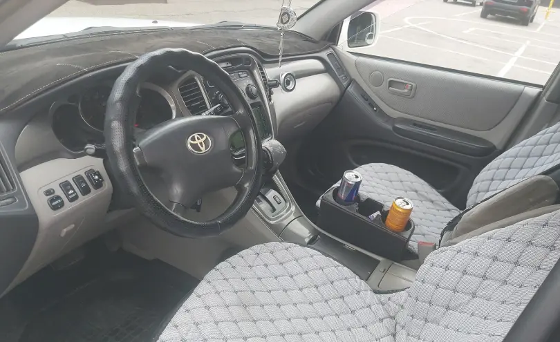 Toyota Highlander 2003 года за 4 500 000 тг. в Алматы фото 5