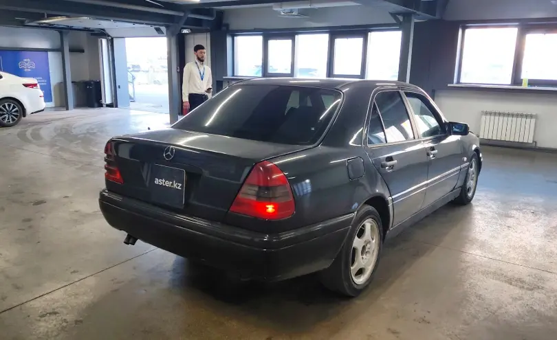 Mercedes-Benz C-Класс 1993 года за 2 000 000 тг. в Астана фото 3