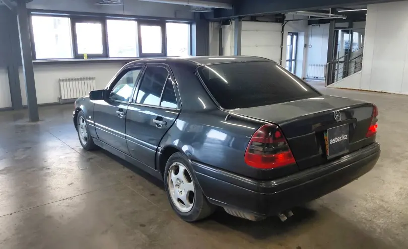 Mercedes-Benz C-Класс 1993 года за 2 000 000 тг. в Астана фото 4