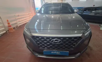 Hyundai Santa Fe 2020 года за 12 000 000 тг. в Астана фото 2