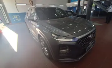 Hyundai Santa Fe 2020 года за 12 000 000 тг. в Астана фото 3