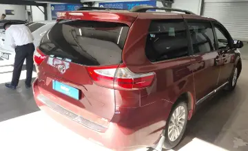 Toyota Sienna 2015 года за 13 000 000 тг. в Астана фото 3