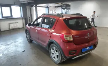Renault Sandero 2016 года за 3 000 000 тг. в Астана фото 4