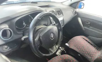 Renault Sandero 2016 года за 3 000 000 тг. в Астана фото 5