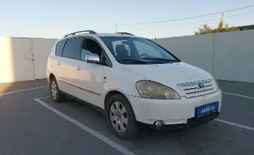 Toyota Avensis Verso 2003 года за 2 500 000 тг. в Шымкент фото 2