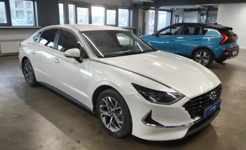 Hyundai Sonata 2022 года за 9 500 000 тг. в Астана фото 2