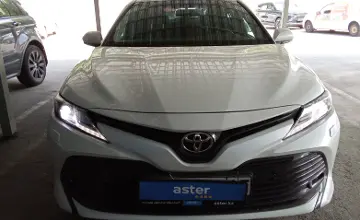 Toyota Camry 2020 года за 12 500 000 тг. в Алматы фото 2