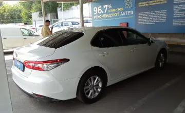 Toyota Camry 2020 года за 12 500 000 тг. в Алматы фото 4