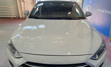 Hyundai Elantra 2017 года за 6 000 000 тг. в Астана фото 2